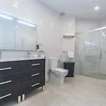 Pueblo Marinero Apt 1