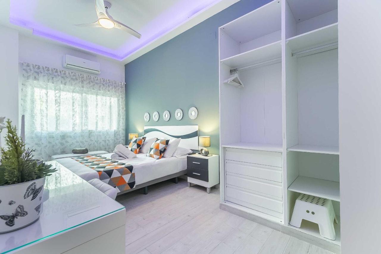 Pueblo Marinero Apt 1 *